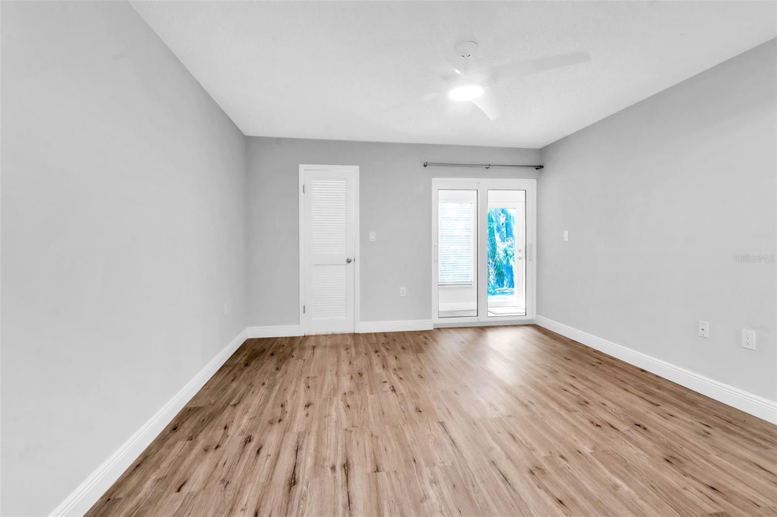 Image 23 of 48 For 600 Woodlands Drive