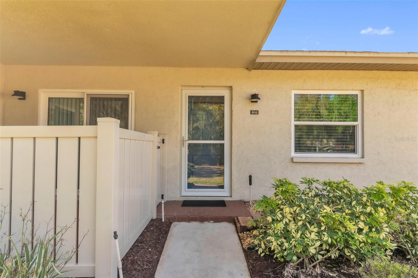 Image 3 of 48 For 600 Woodlands Drive