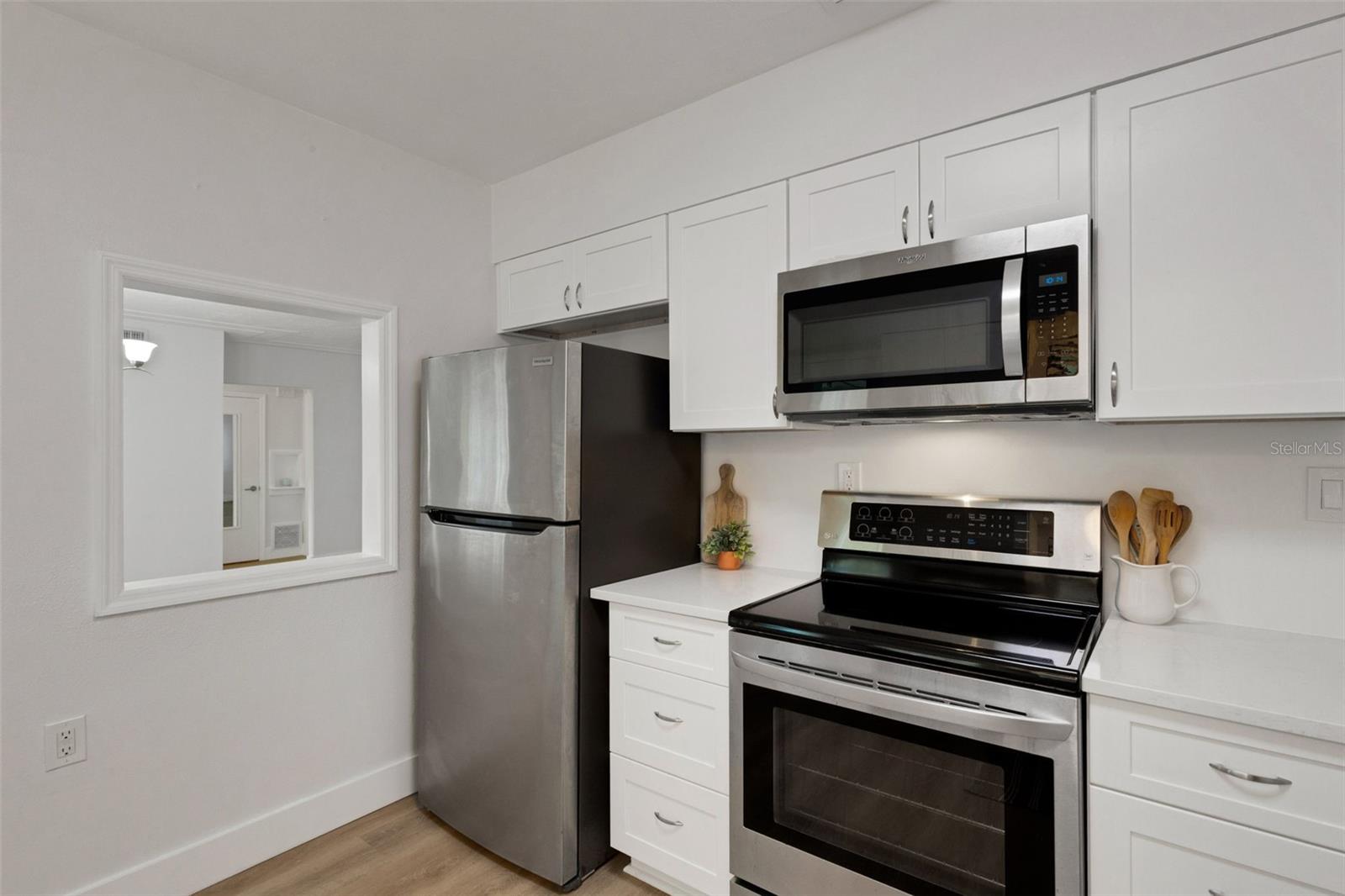 Image 19 of 62 For 7912 Garden Drive N