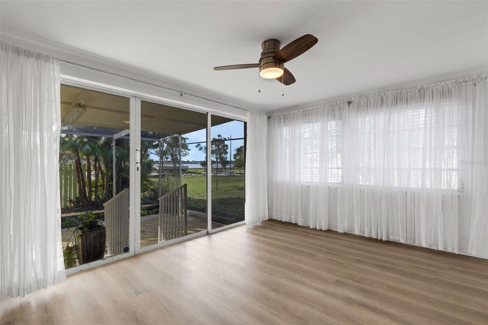 Image 20 of 62 For 7912 Garden Drive N