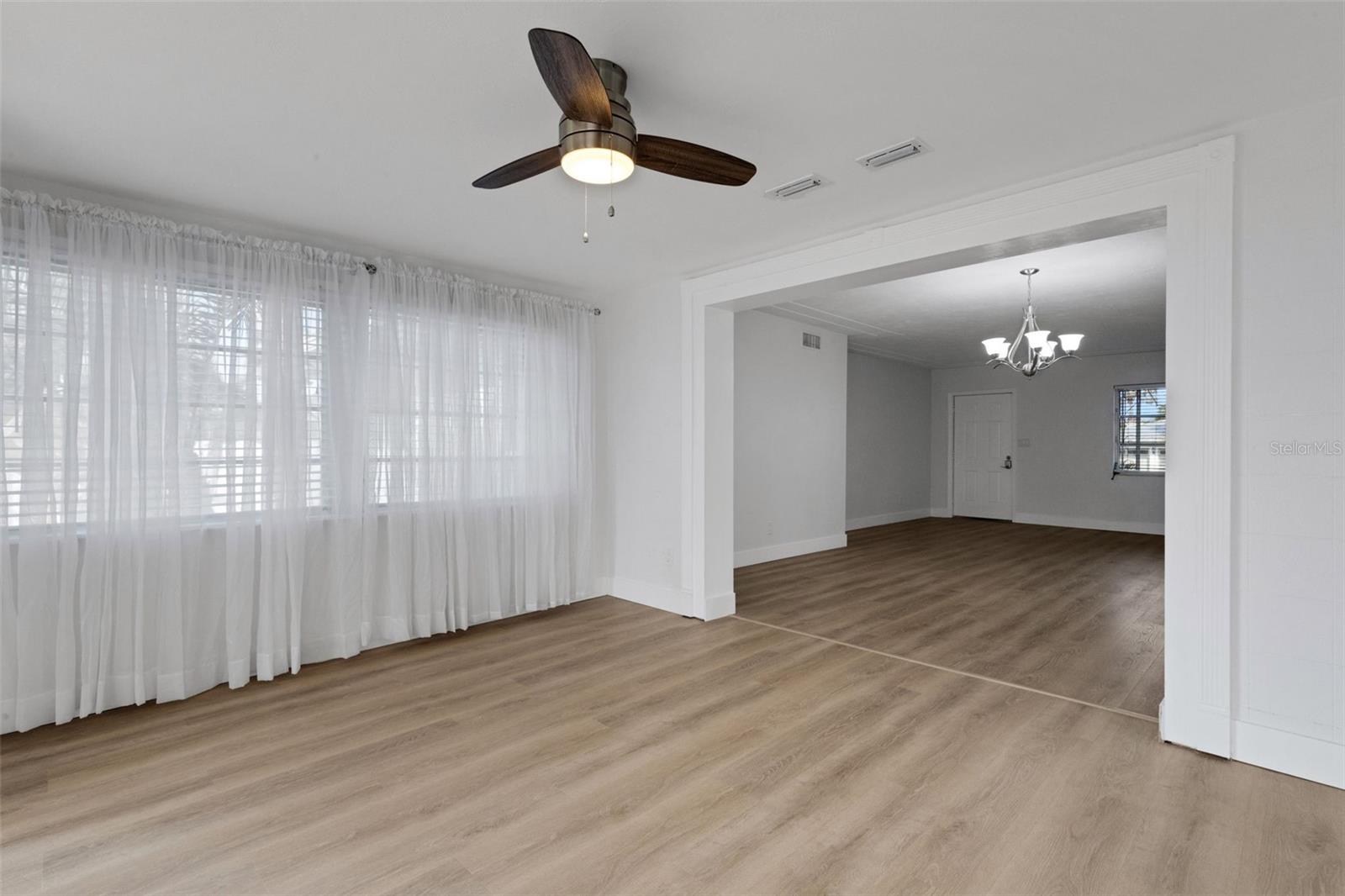 Image 21 of 62 For 7912 Garden Drive N