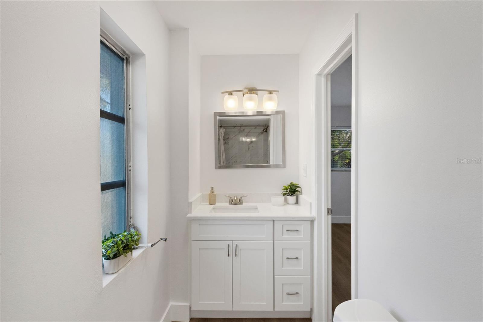 Image 29 of 62 For 7912 Garden Drive N