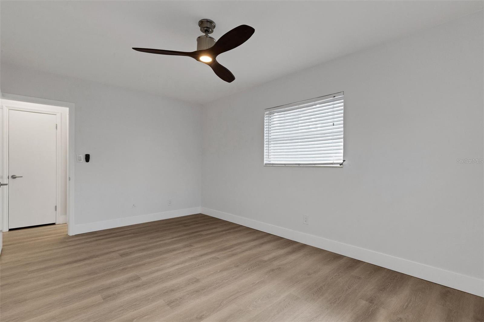 Image 35 of 62 For 7912 Garden Drive N