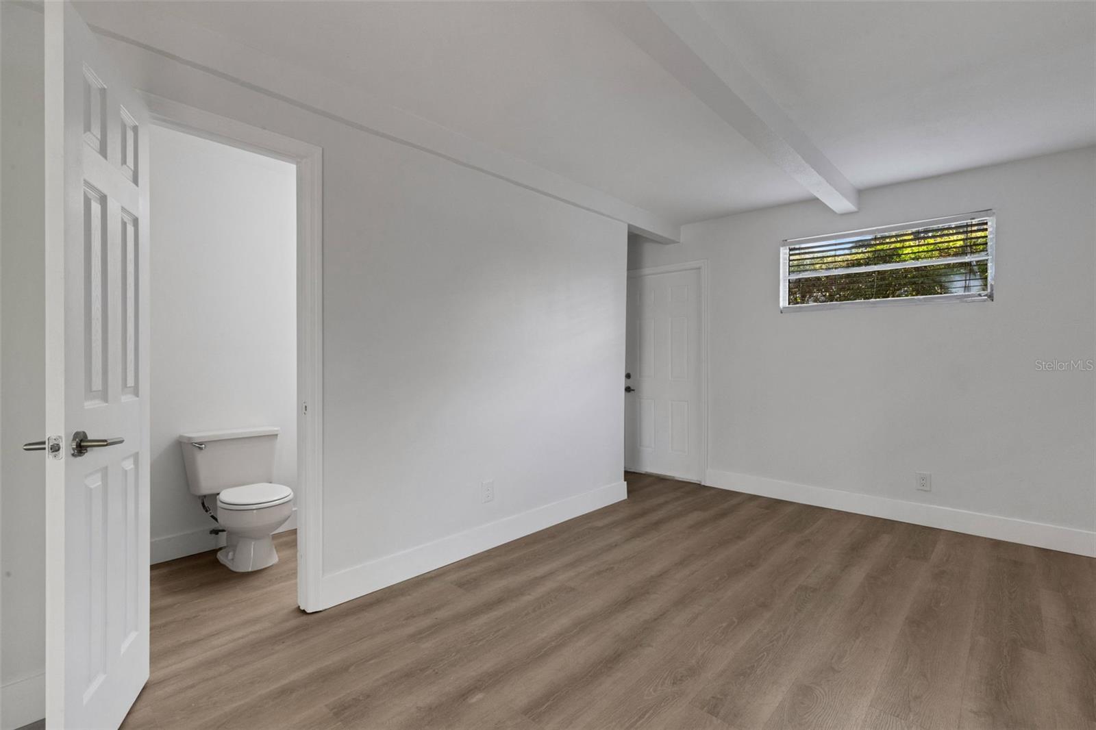 Image 38 of 62 For 7912 Garden Drive N