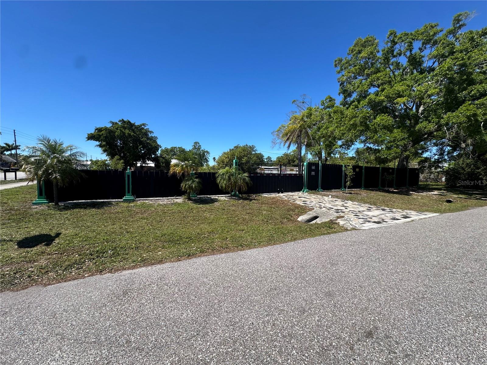 Image 5 of 7 For 3023 62nd Avenue N