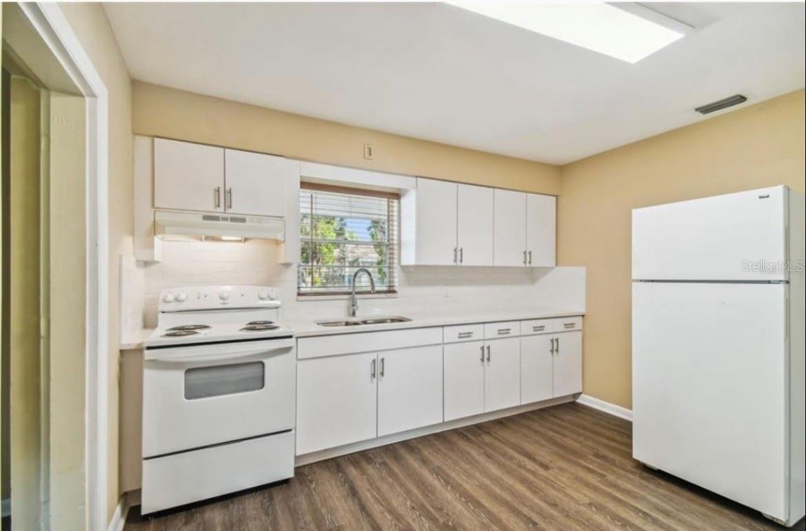 Image 6 of 17 For 3408 Saint Conrad Street