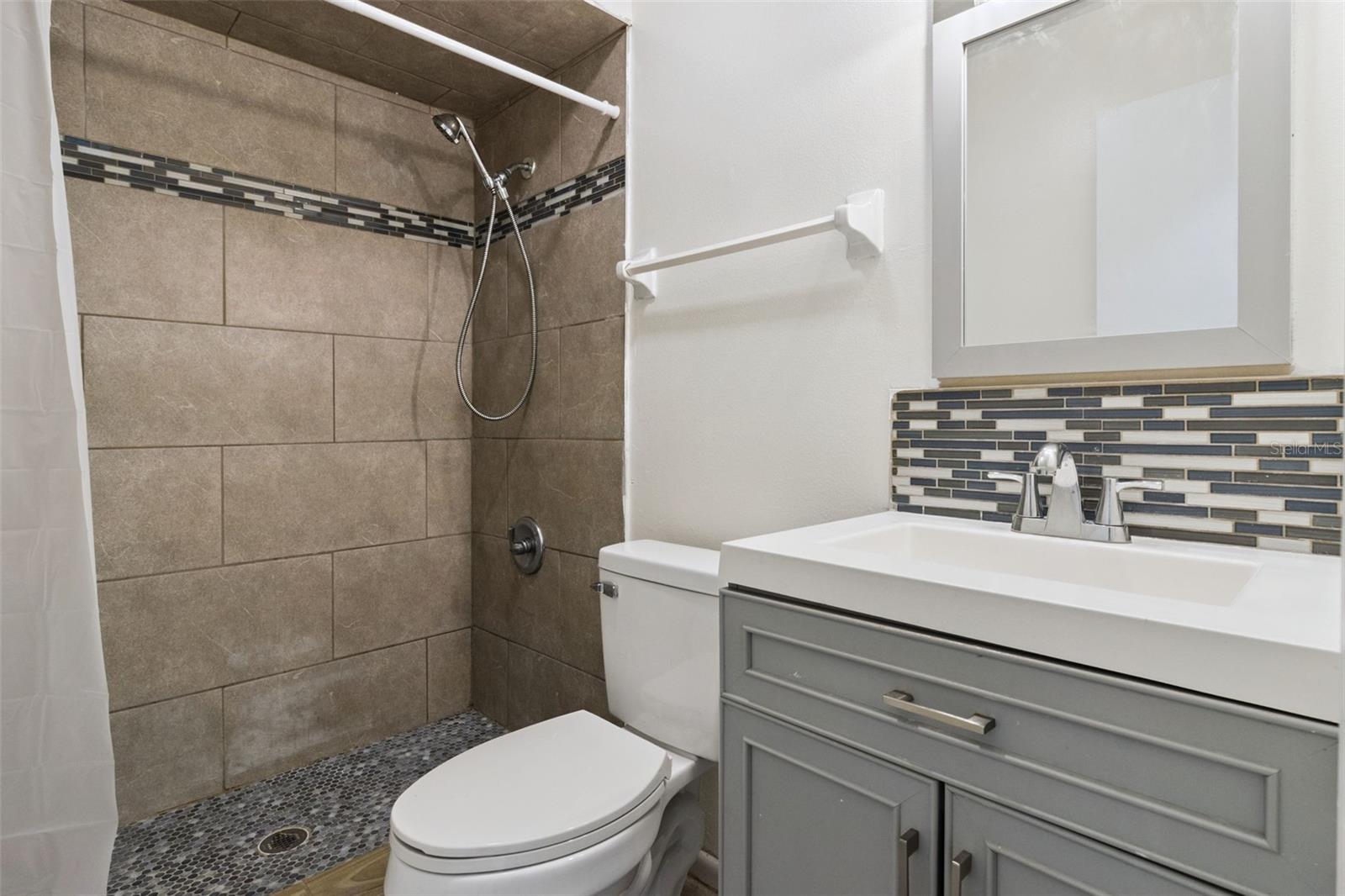 Image 18 of 21 For 1336 Fairway Drive