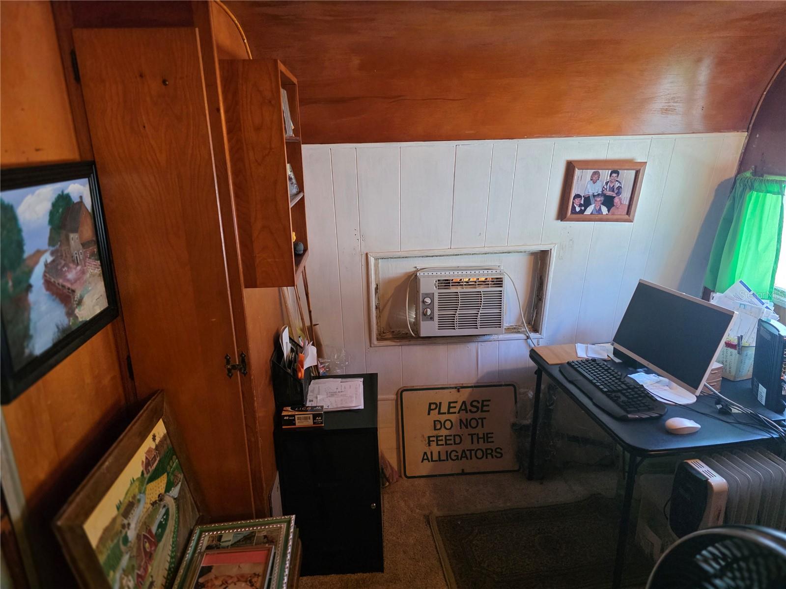 Image 11 of 21 For 1106 51st Avenue W