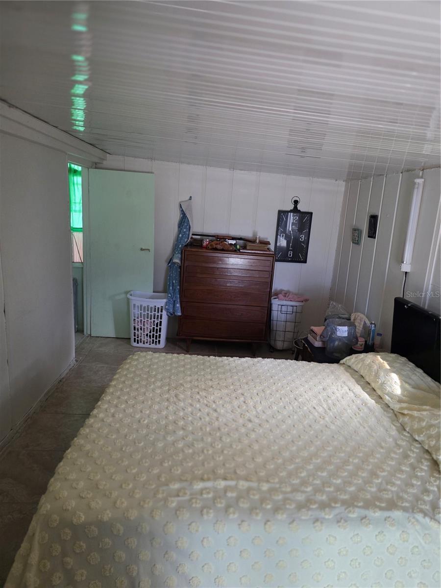 Image 15 of 21 For 1106 51st Avenue W