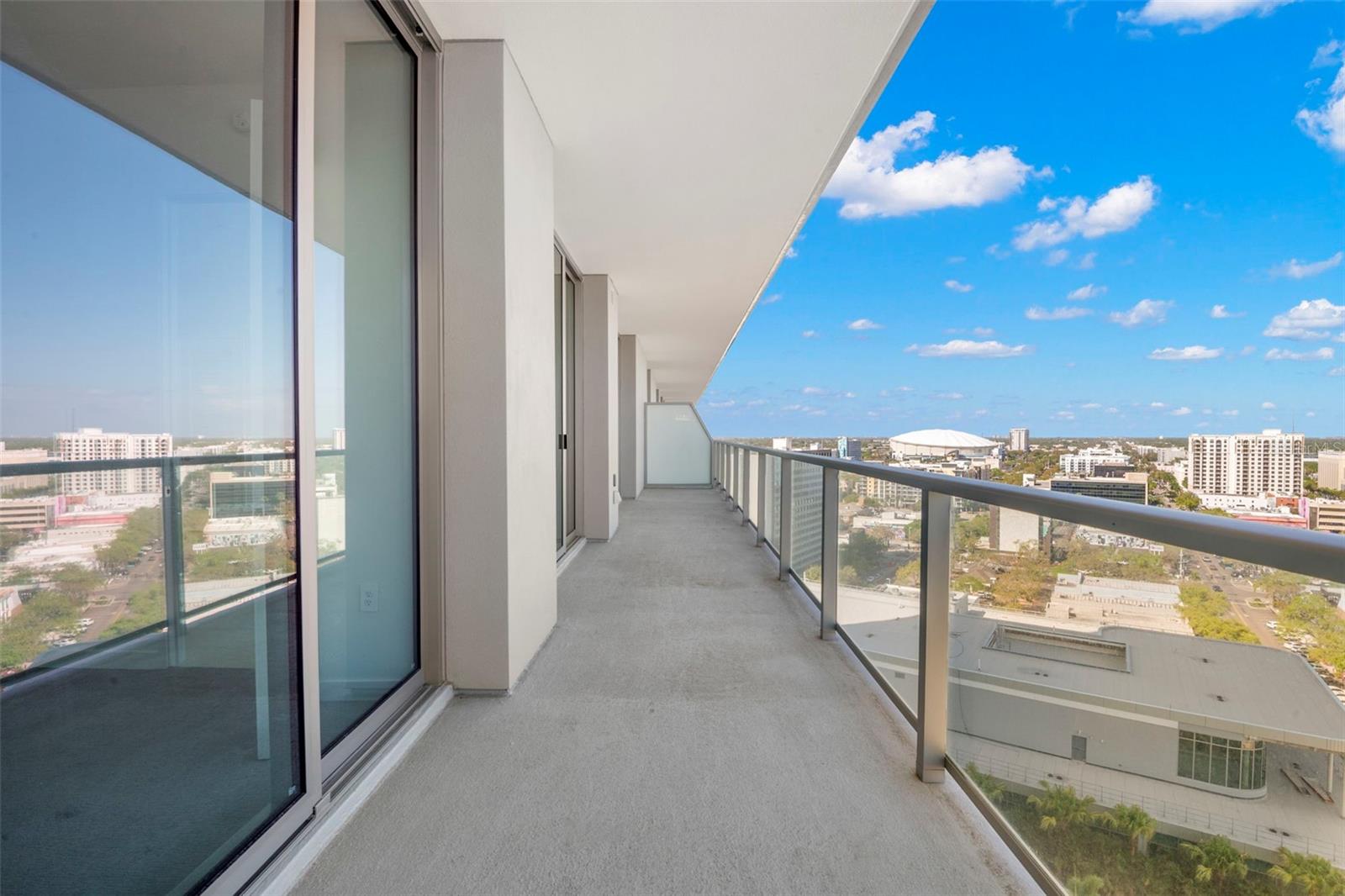 Image 16 of 63 For 400 Central Avenue 1709