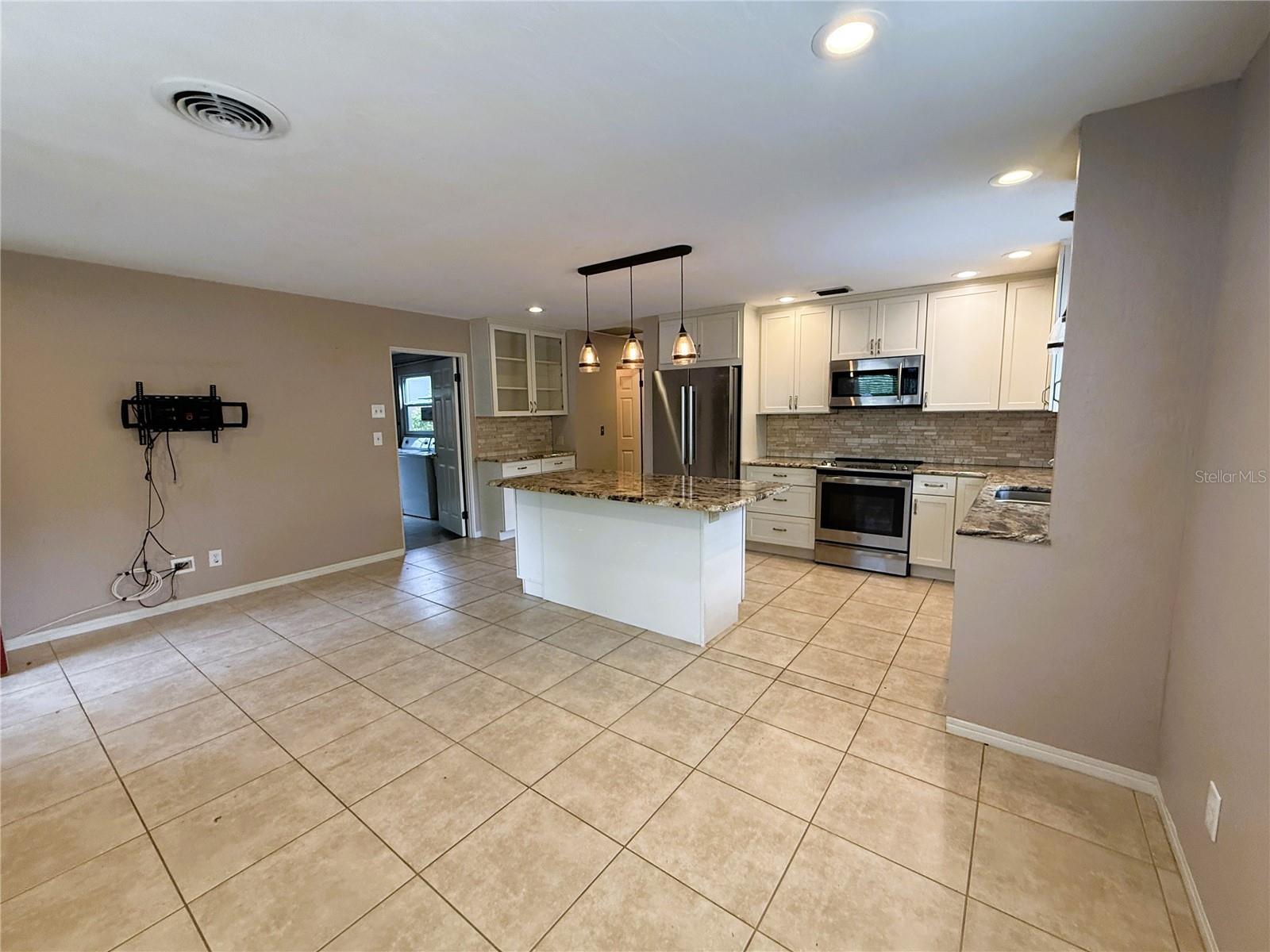 Image 7 of 27 For 8184 24th Avenue N