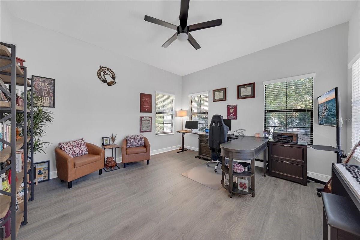 Image 24 of 38 For 13818 Moonstone Canyon Drive