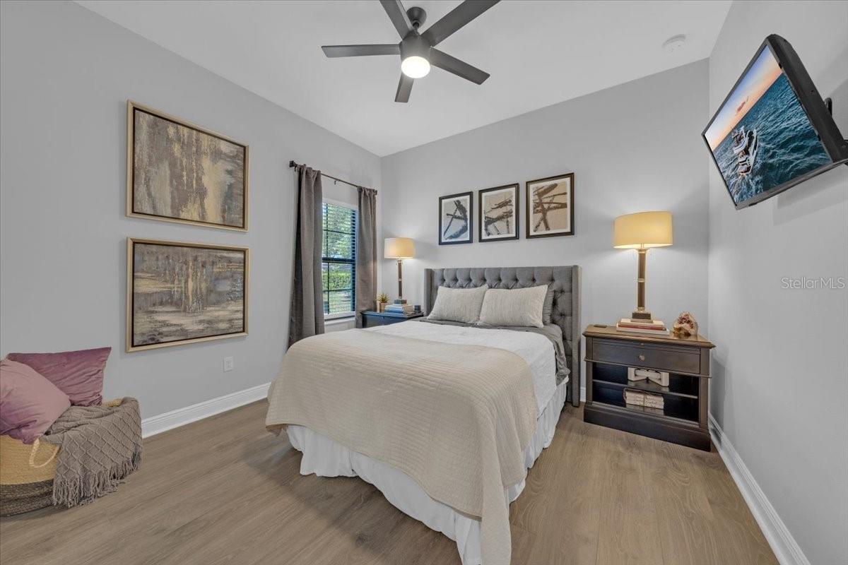 Image 9 of 38 For 13818 Moonstone Canyon Drive