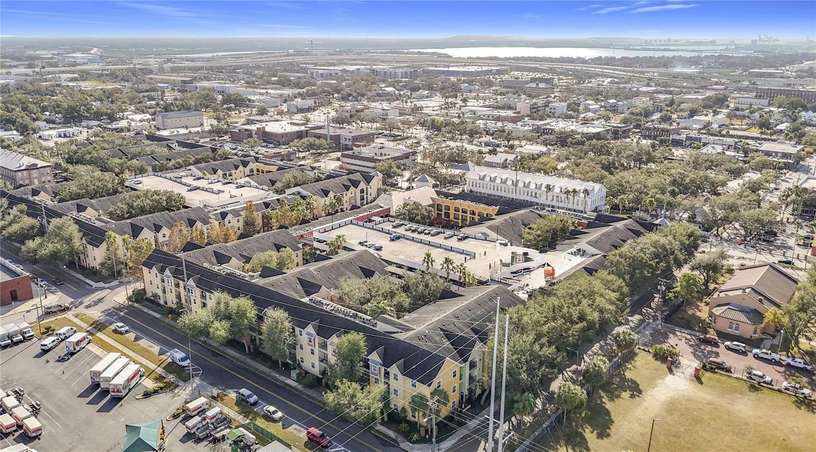 Image 19 of 28 For 1810 Palm Avenue 4107