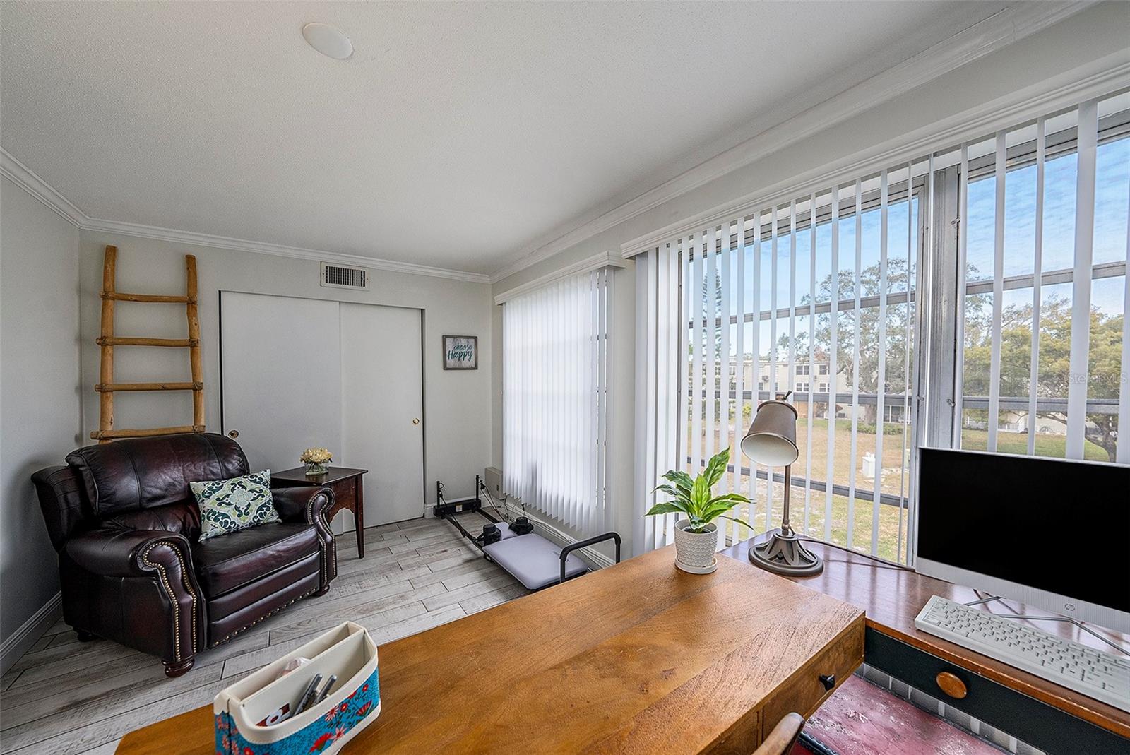 Image 21 of 31 For 2043 Denmark Street 65