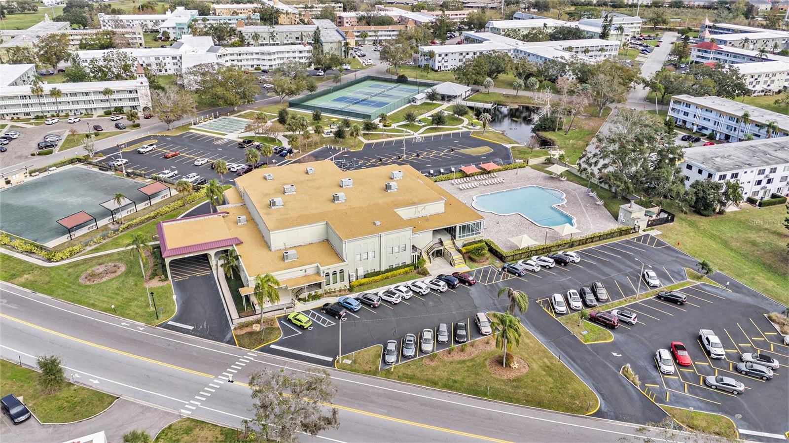 Image 28 of 31 For 2043 Denmark Street 65