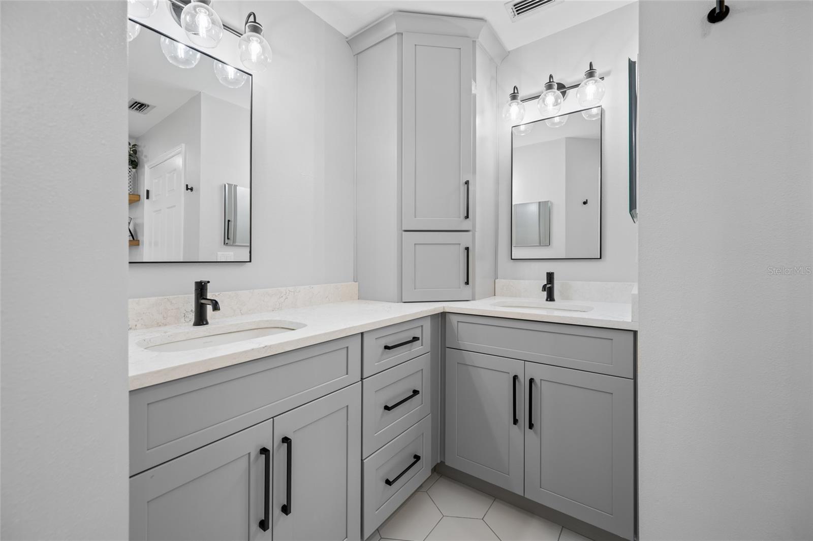 Image 40 of 55 For 2808 Southpointe Lane