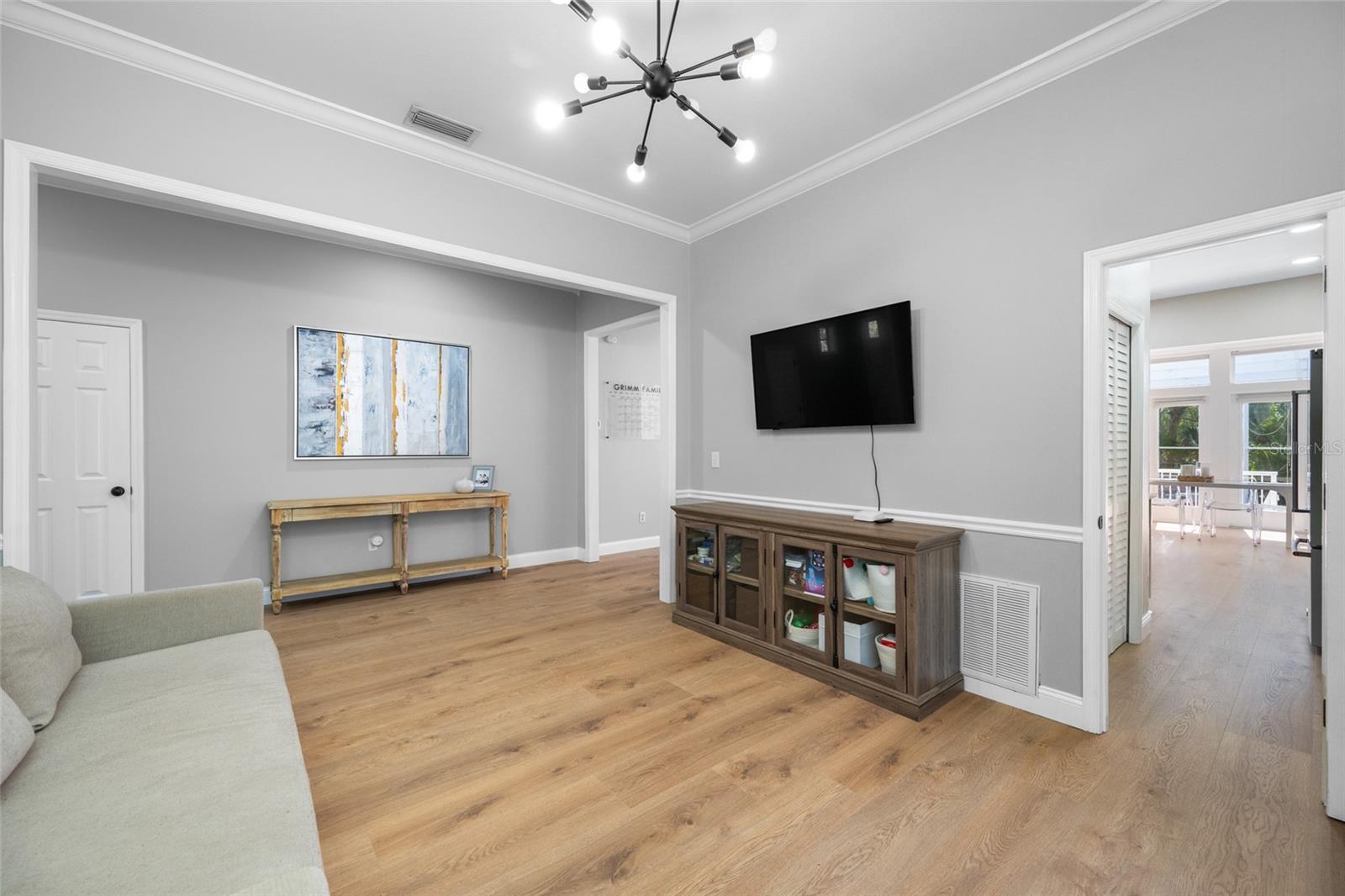 Image 7 of 55 For 2808 Southpointe Lane