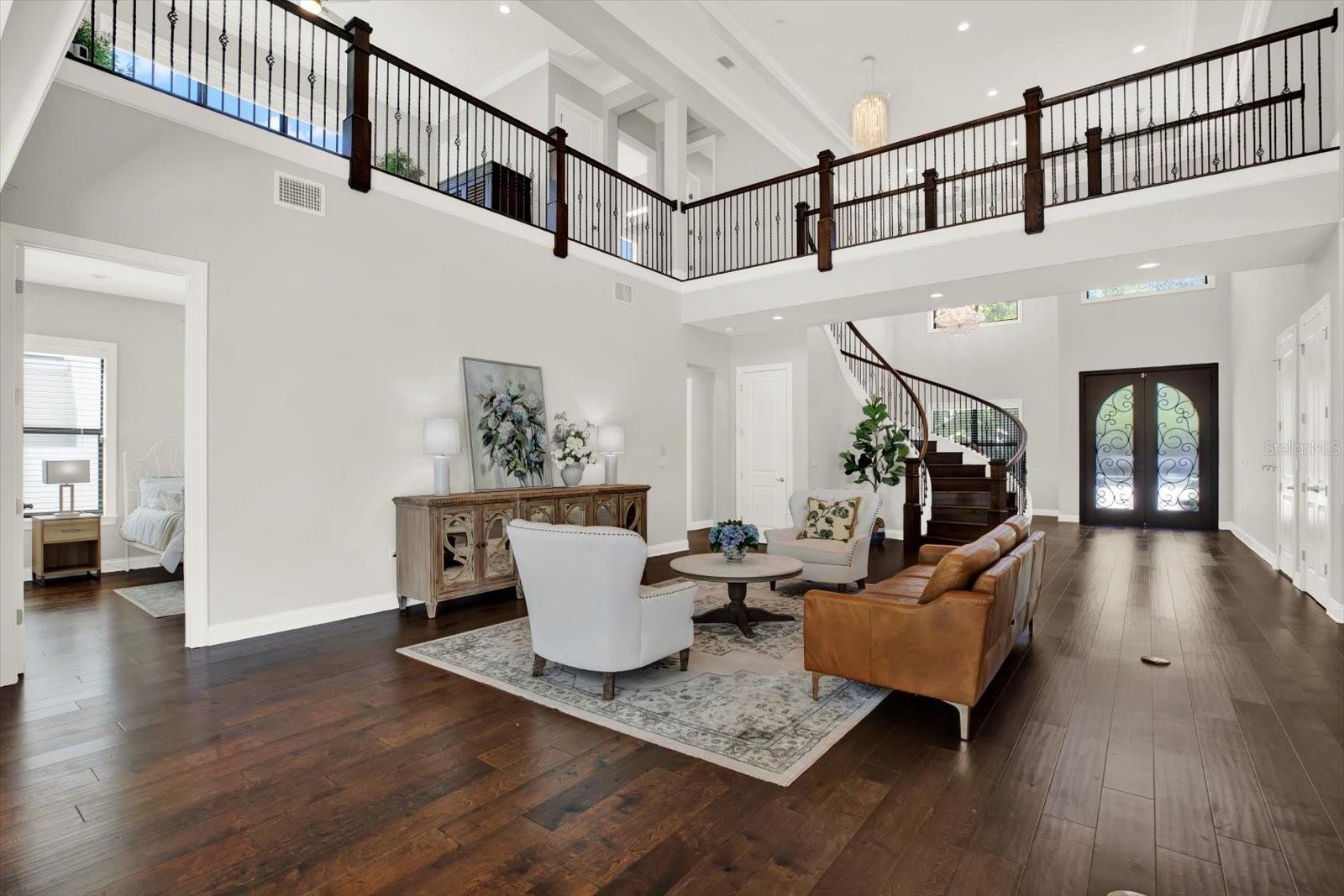 Image 17 of 51 For 3600 San Luis Street