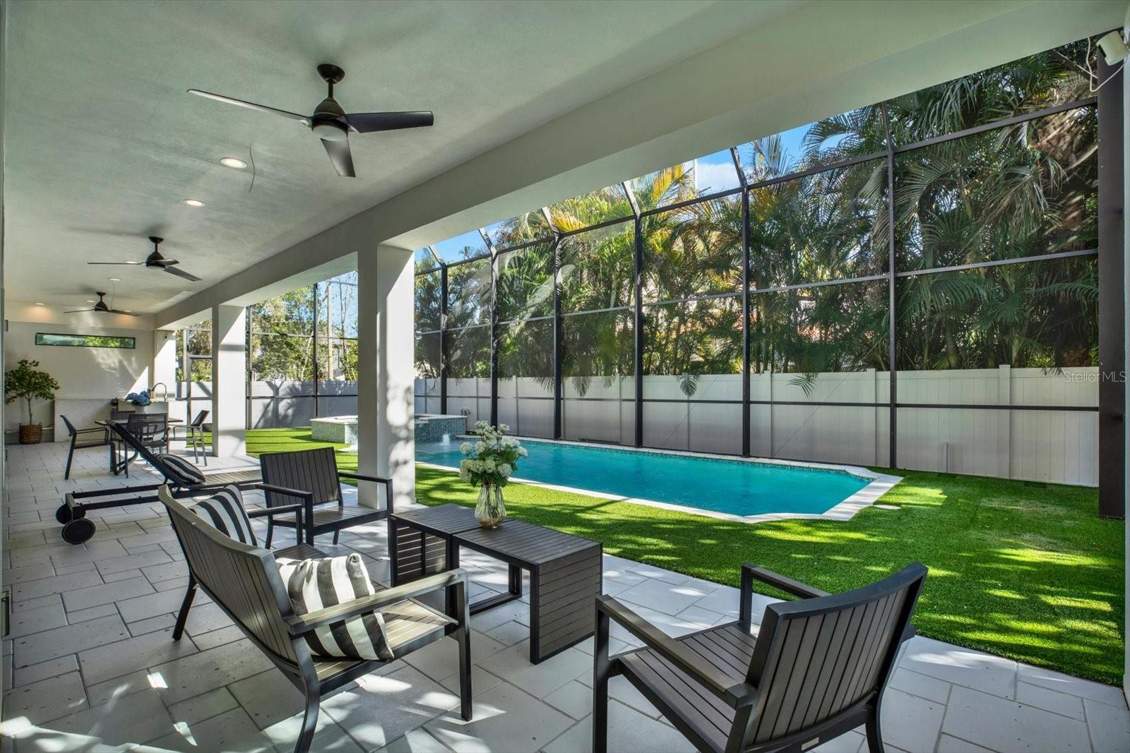 Image 22 of 51 For 3600 San Luis Street