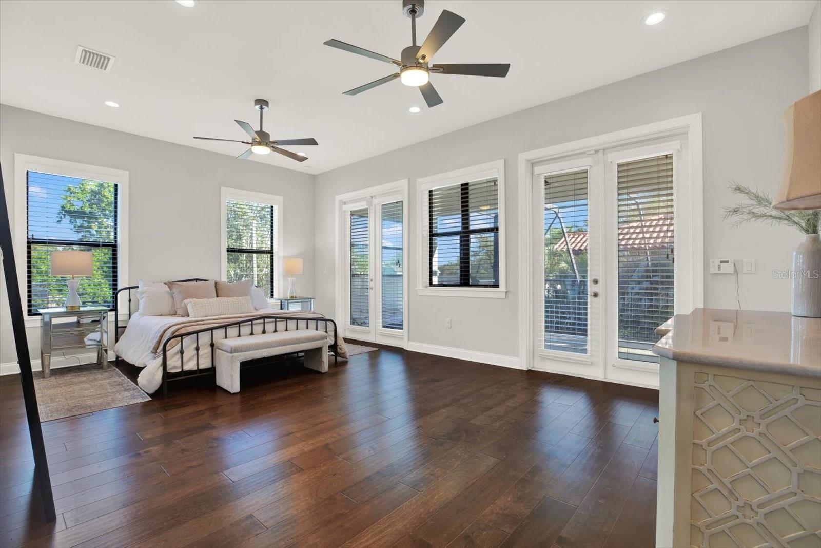 Image 38 of 51 For 3600 San Luis Street