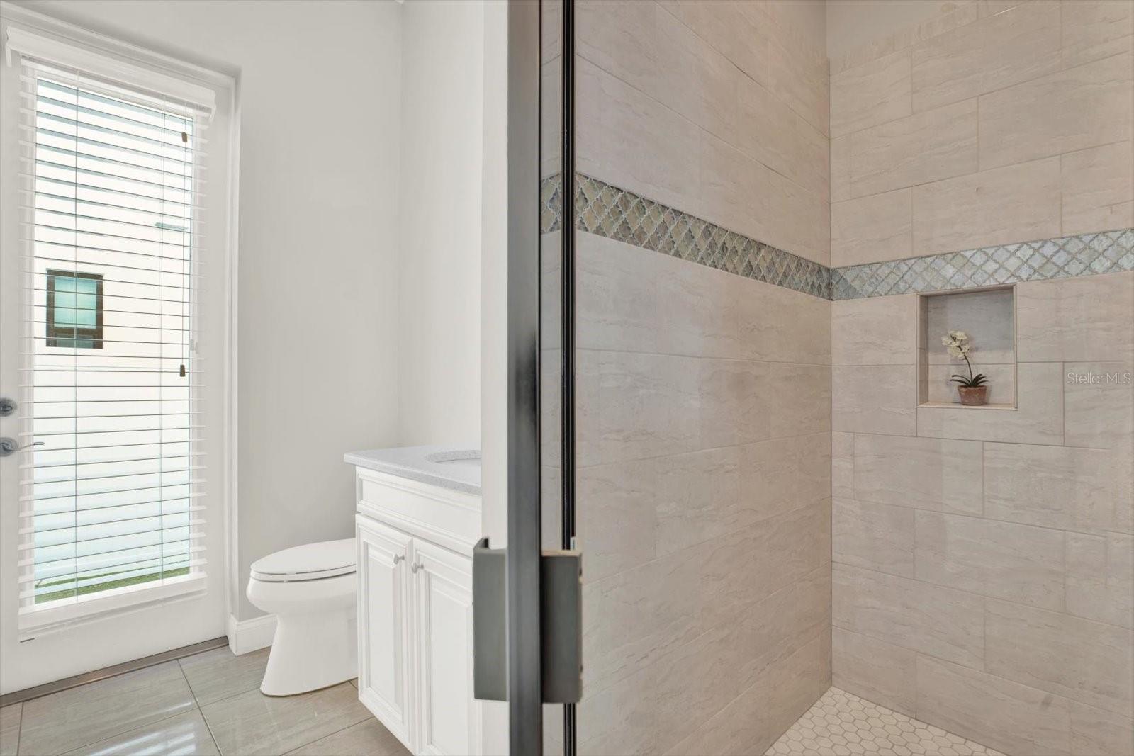 Image 7 of 51 For 3600 San Luis Street