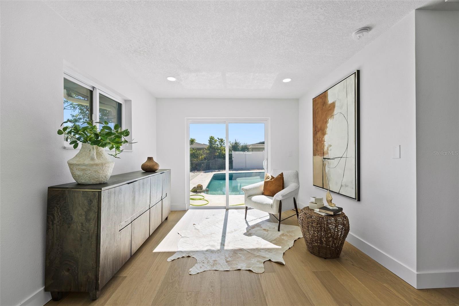 Image 20 of 42 For 475 Island Way