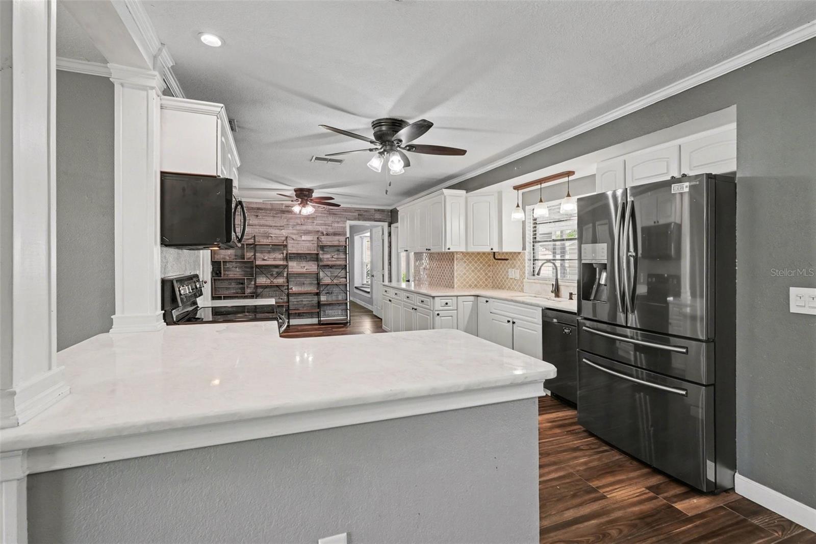 Image 7 of 32 For 1310 Country Elm Court