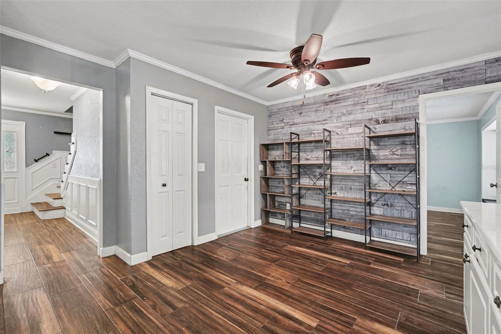 Image 9 of 32 For 1310 Country Elm Court