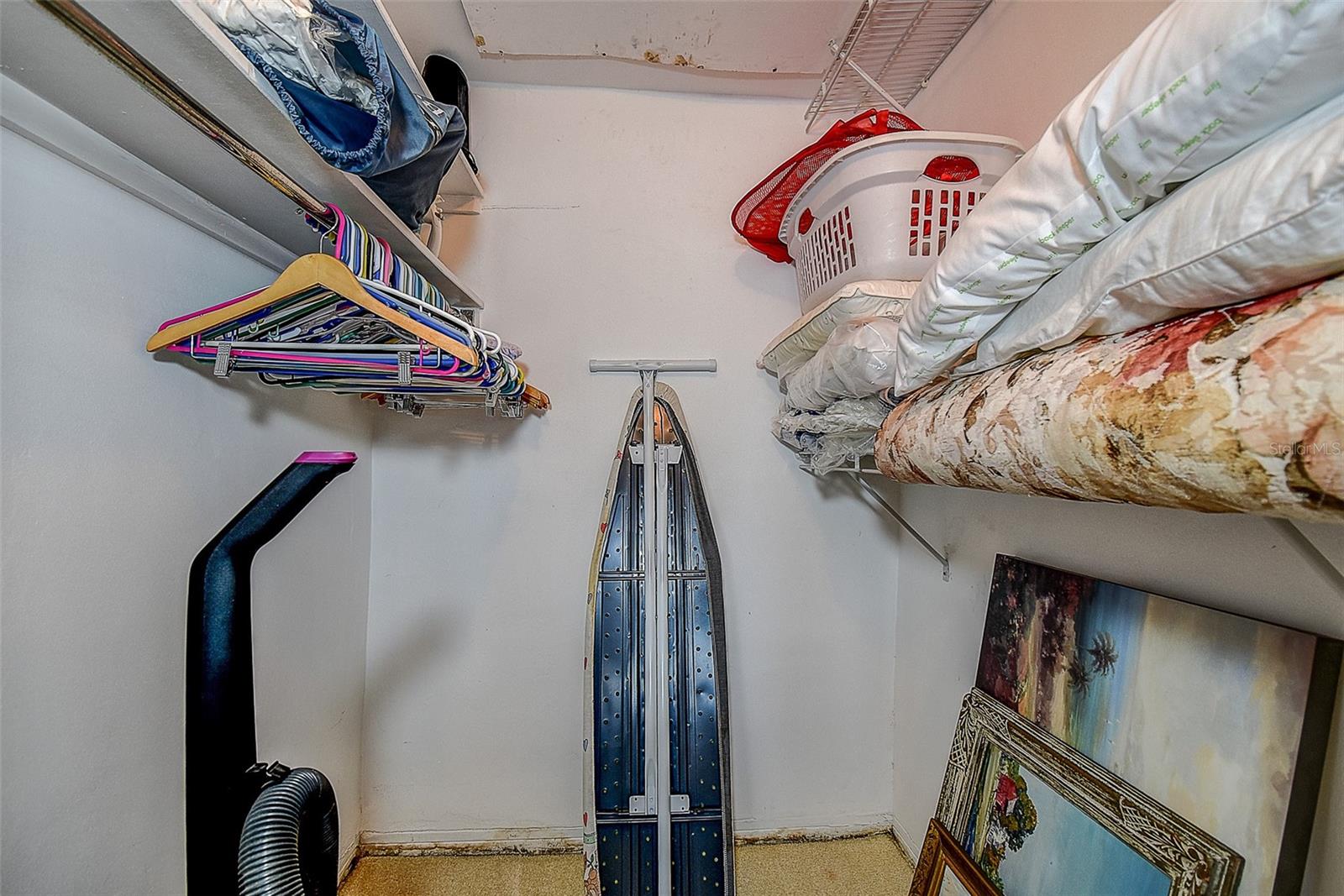 Image 16 of 29 For 6363 Gulf Winds Drive 327