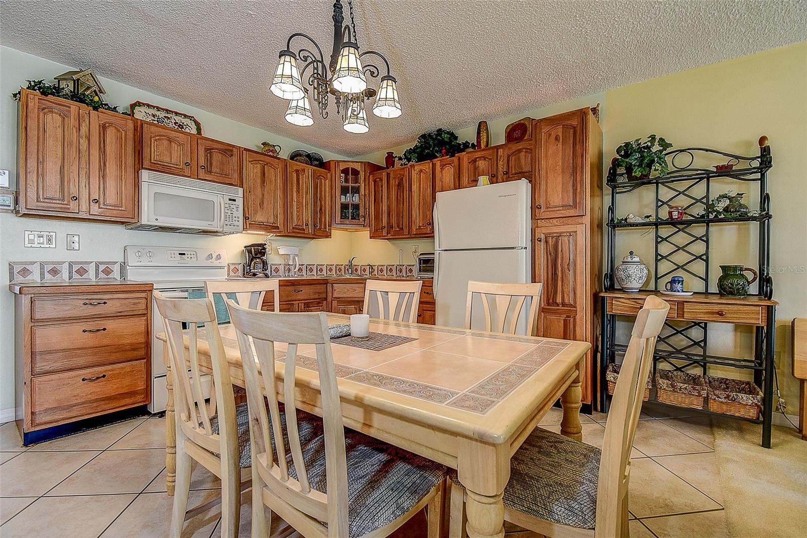 Image 6 of 29 For 6363 Gulf Winds Drive 327