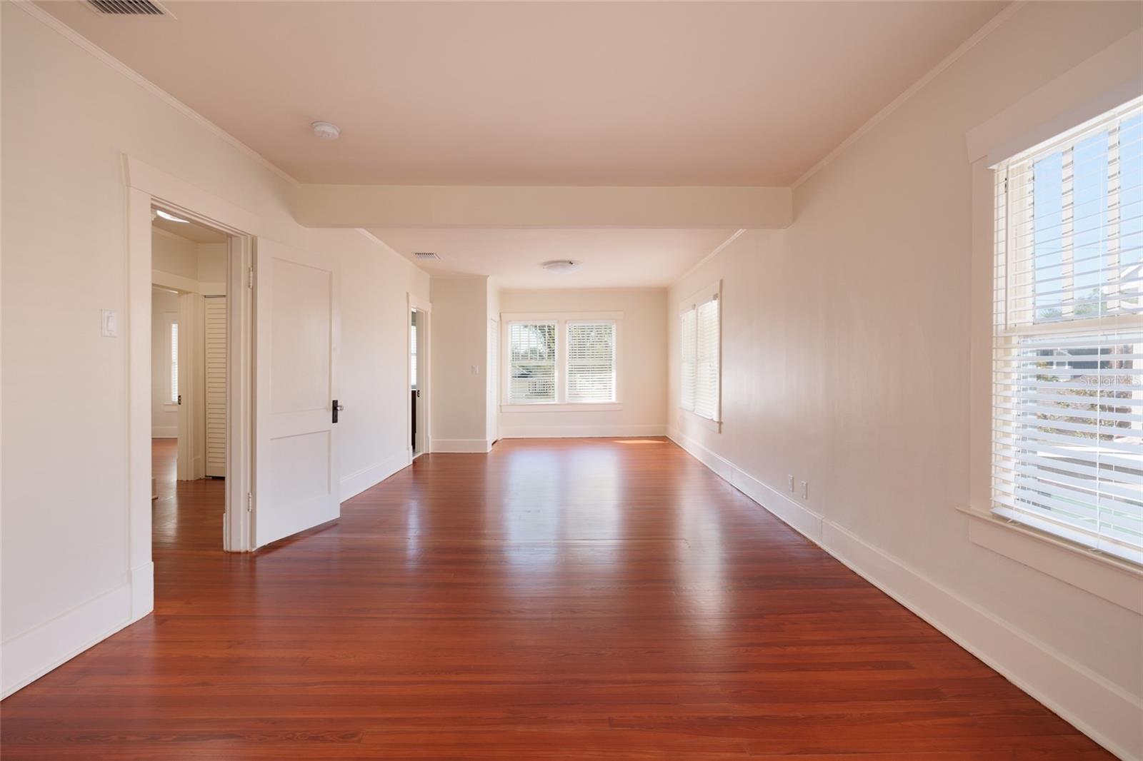 Image 23 of 46 For 756 17th Avenue Ne