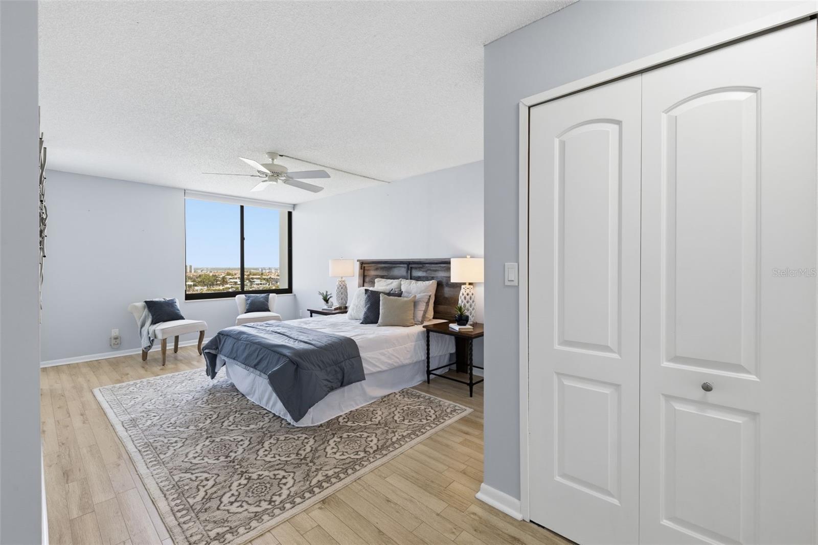 Image 14 of 59 For 9495 Blind Pass Road 905