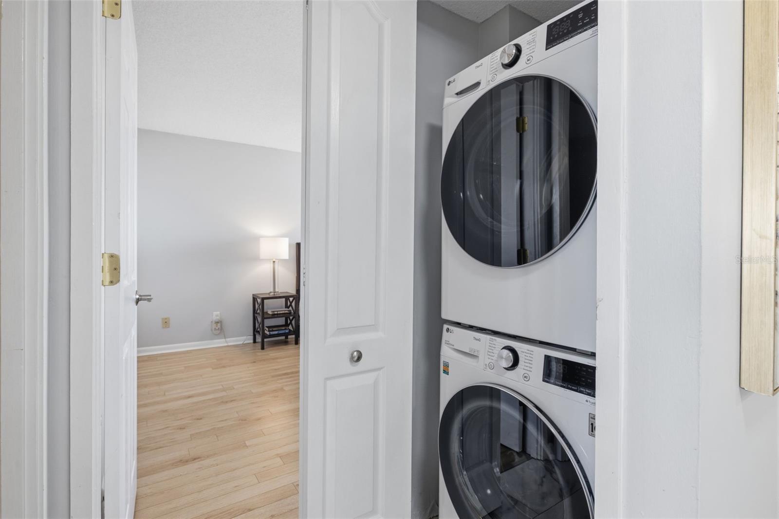 Image 25 of 59 For 9495 Blind Pass Road 905