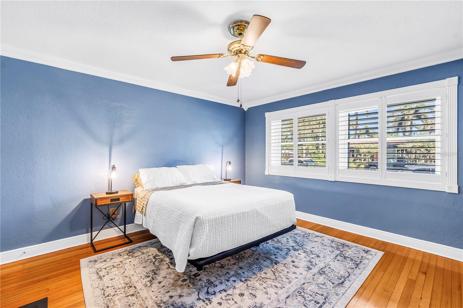 Image 16 of 38 For 126 30th Avenue N