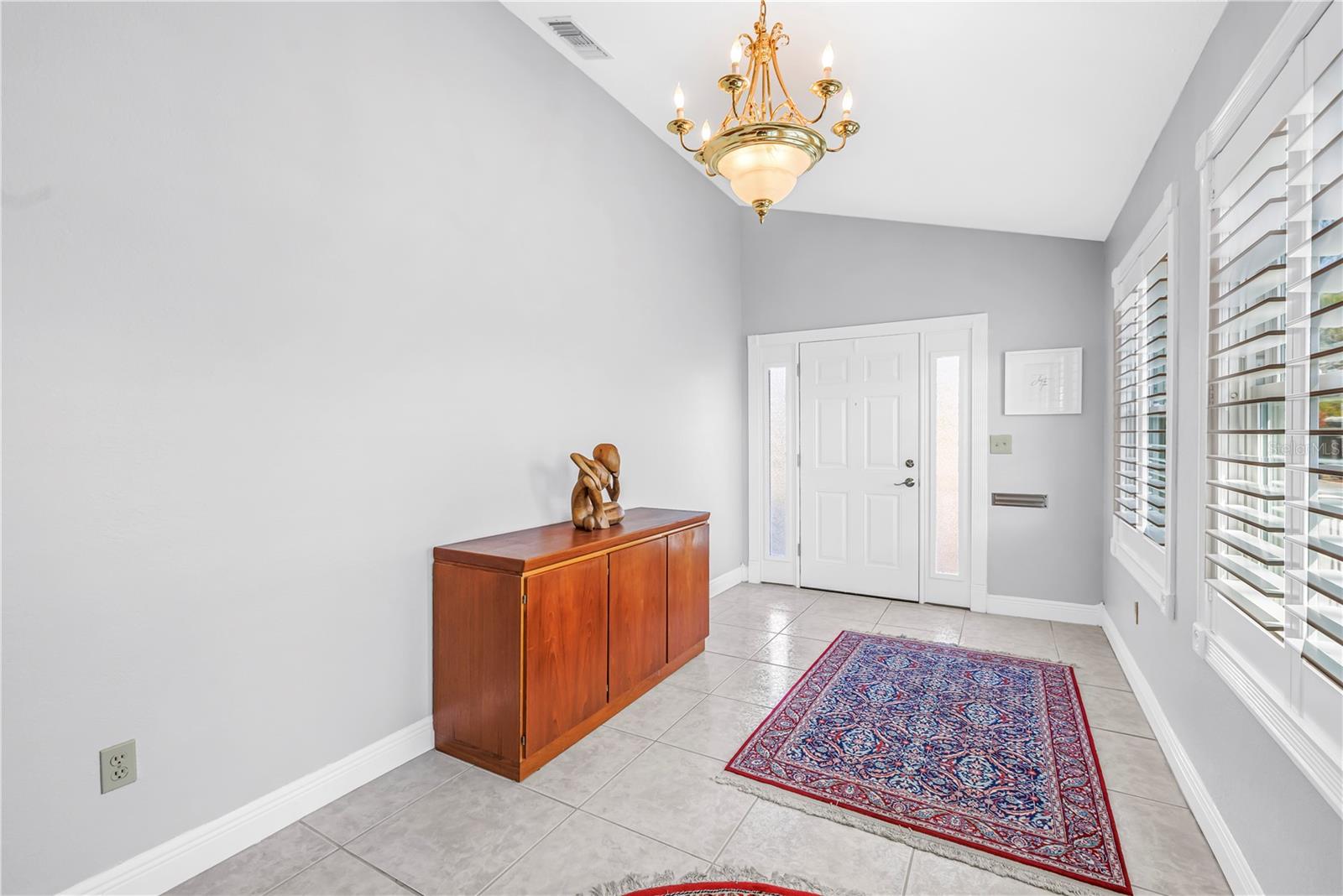 Image 7 of 38 For 126 30th Avenue N