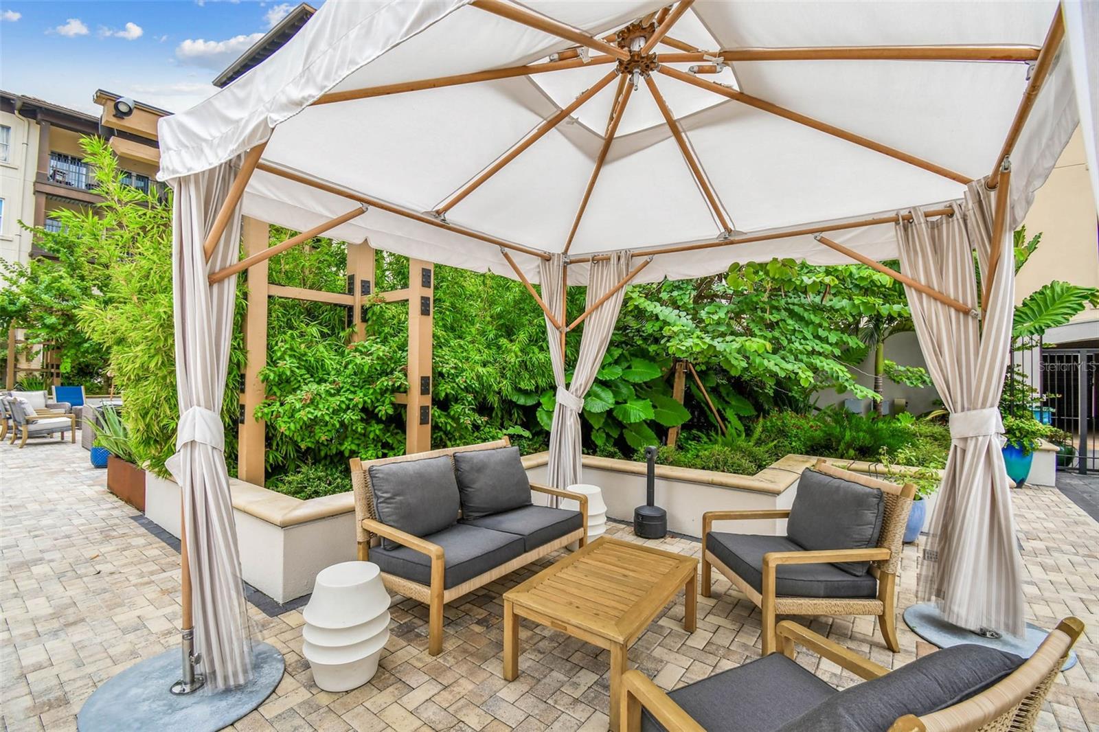 Image 11 of 52 For 200 4th Avenue S 209