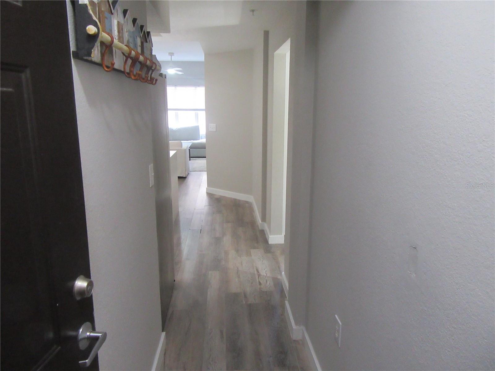 Image 19 of 52 For 200 4th Avenue S 209