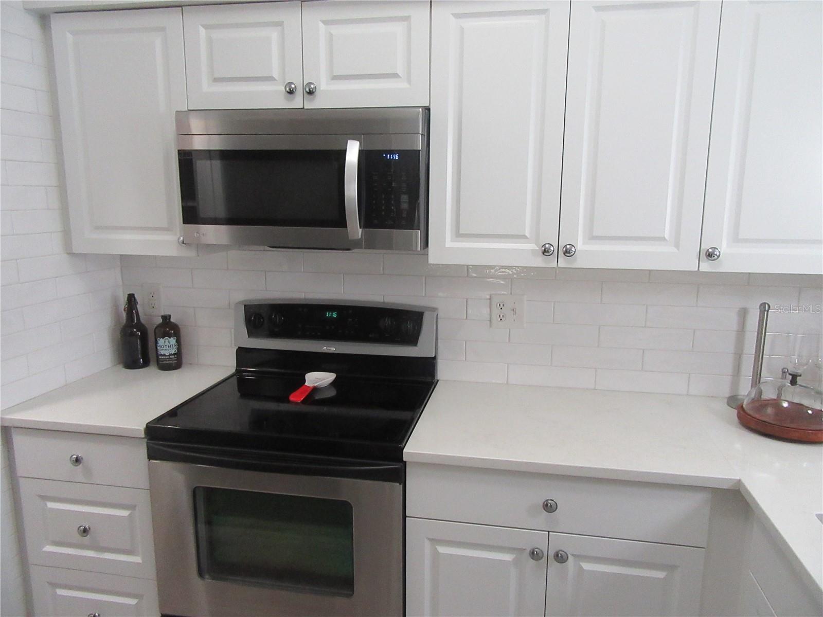 Image 22 of 52 For 200 4th Avenue S 209