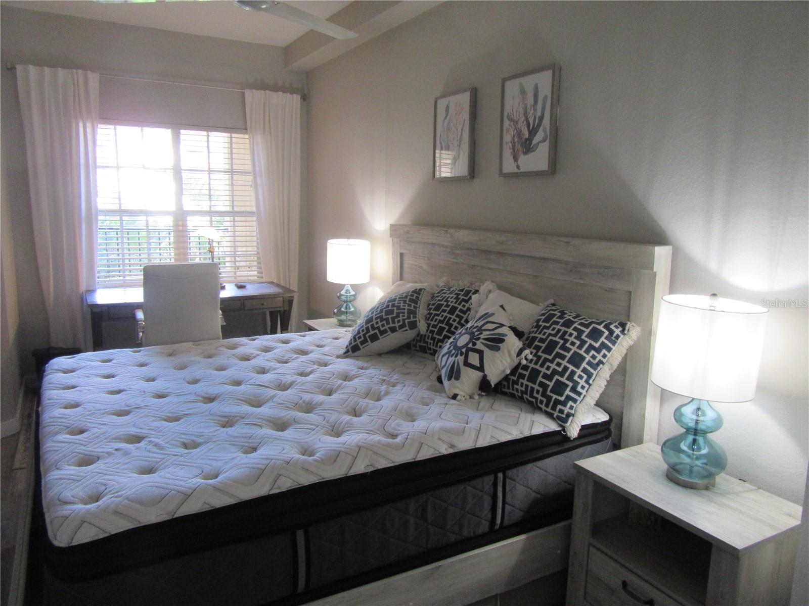 Image 30 of 52 For 200 4th Avenue S 209