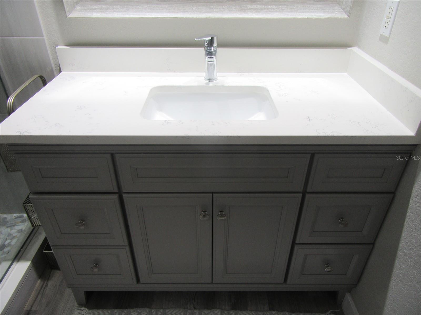 Image 38 of 52 For 200 4th Avenue S 209