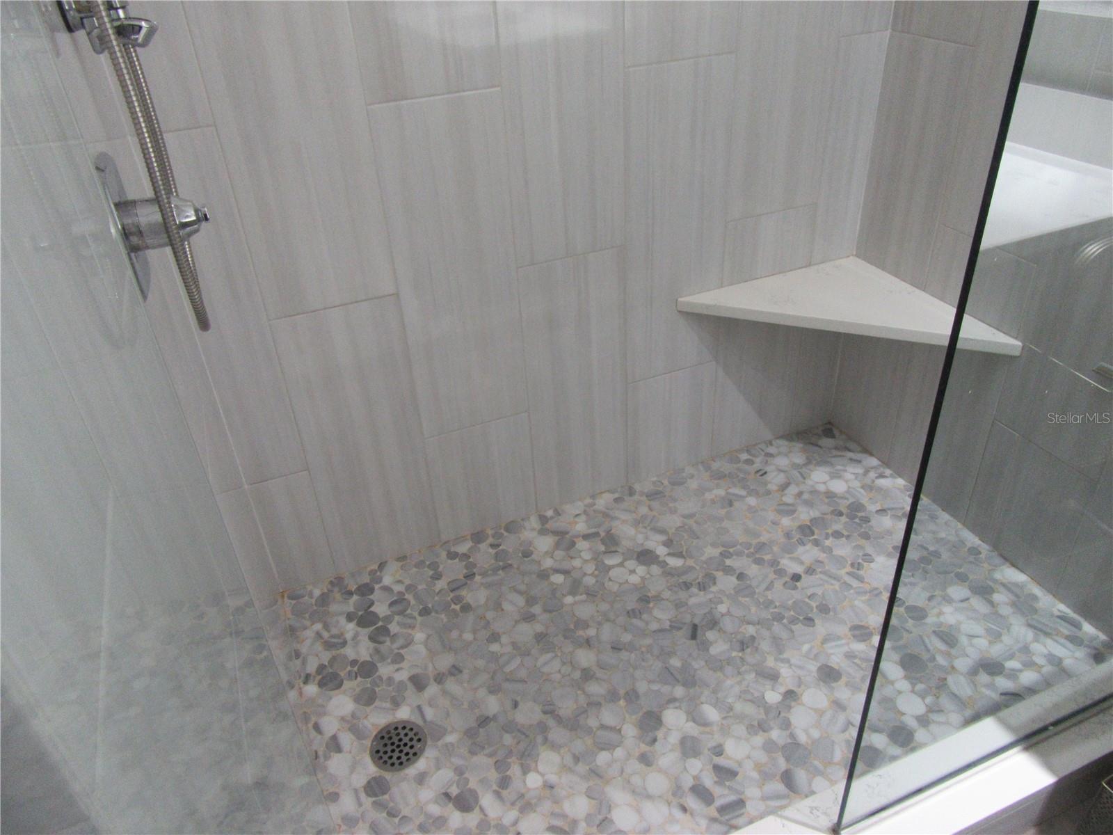 Image 40 of 52 For 200 4th Avenue S 209