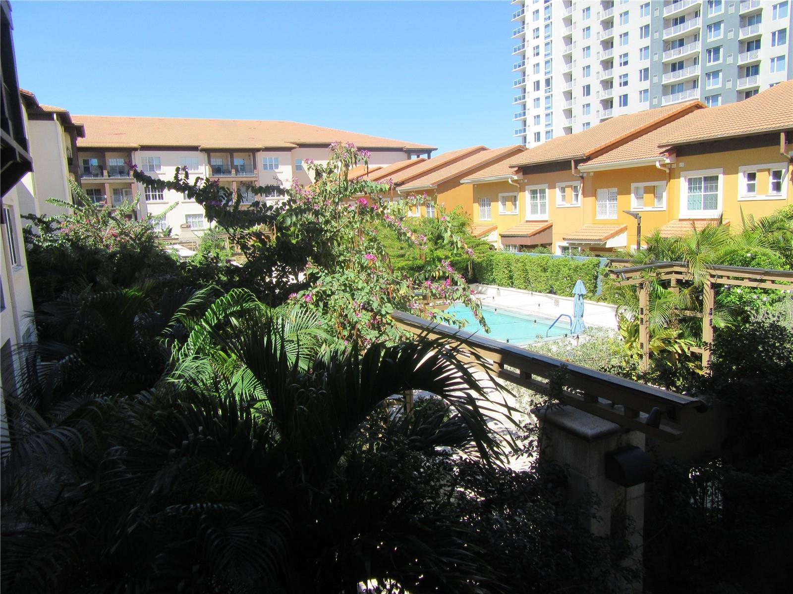 Image 42 of 52 For 200 4th Avenue S 209