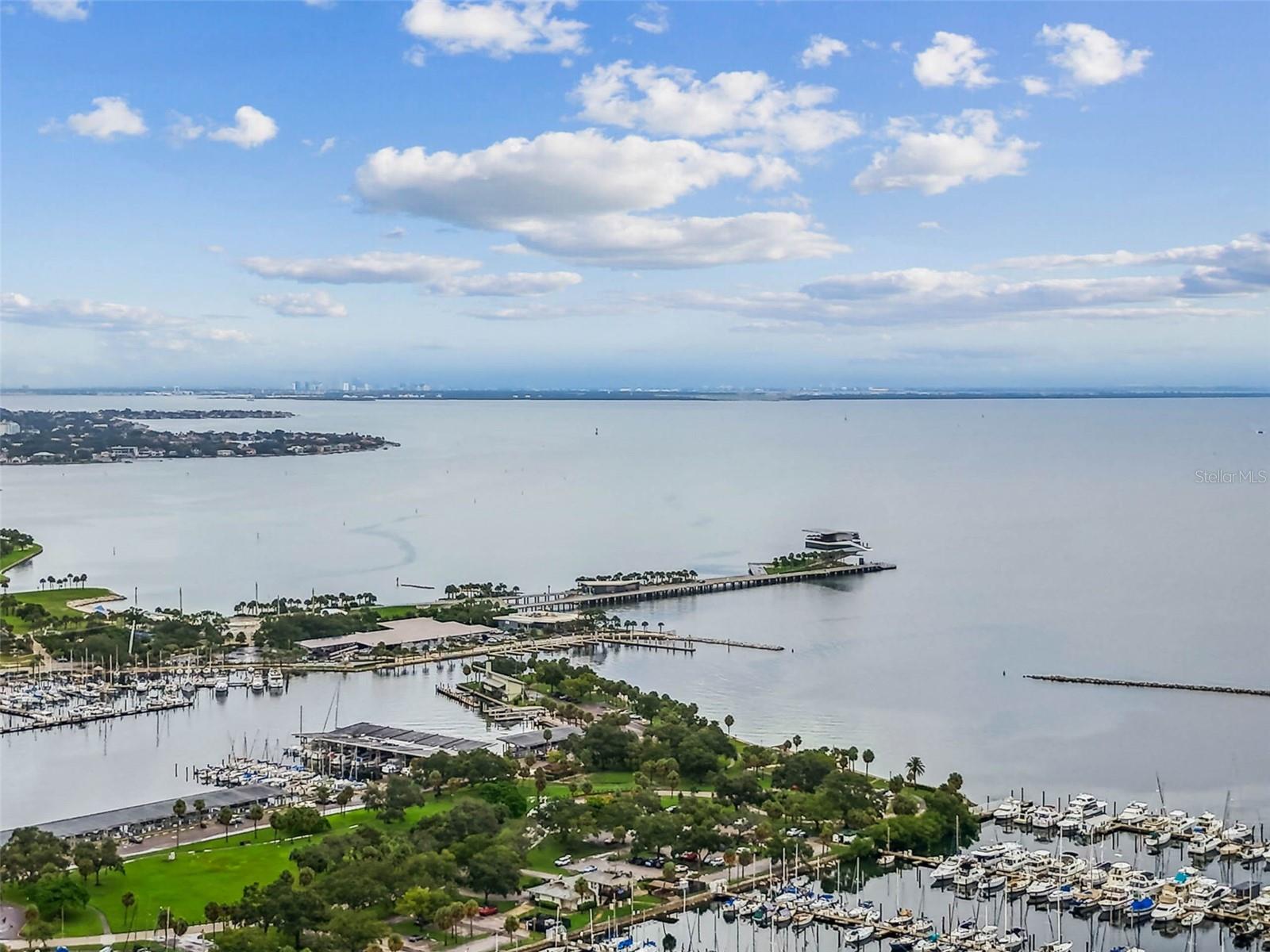 Image 5 of 52 For 200 4th Avenue S 209