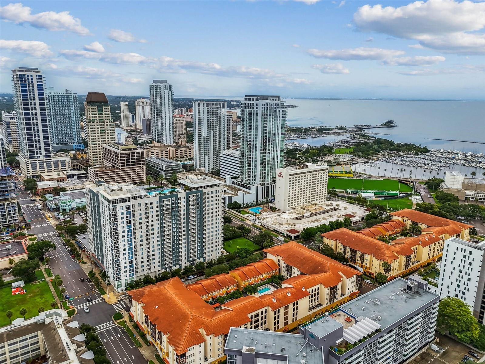 Image 50 of 52 For 200 4th Avenue S 209