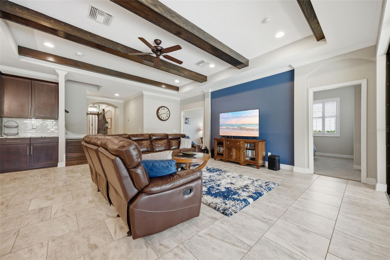 Image 14 of 91 For 15815 31st Street E