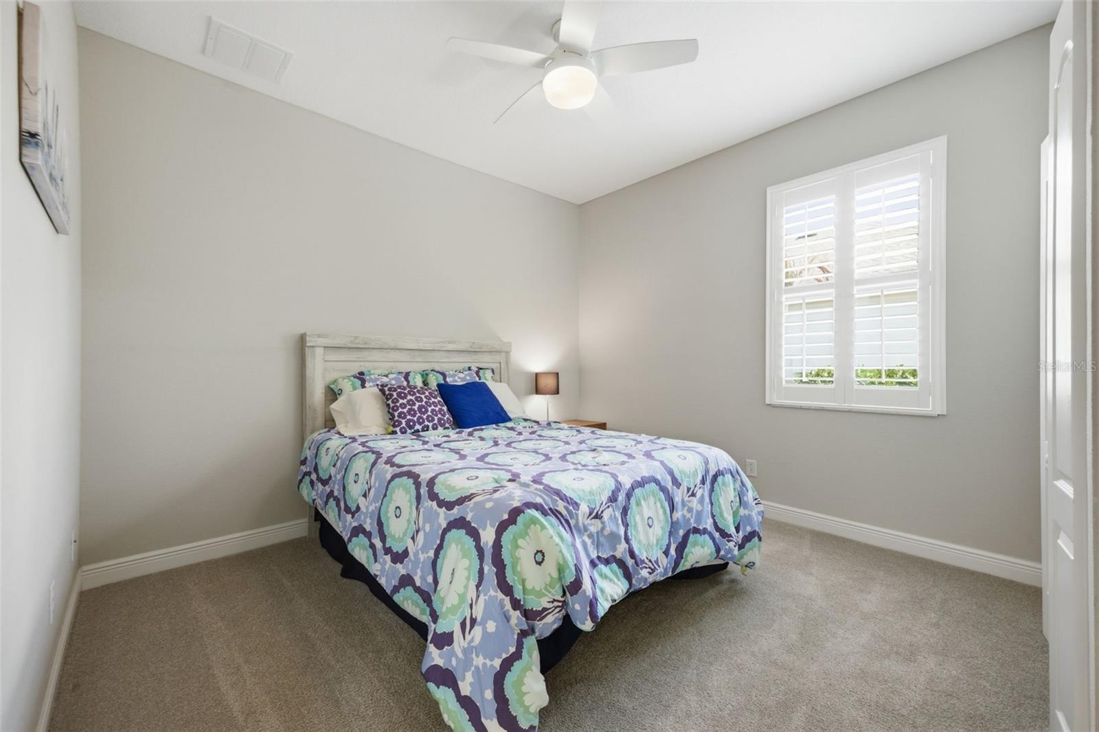 Image 36 of 91 For 15815 31st Street E