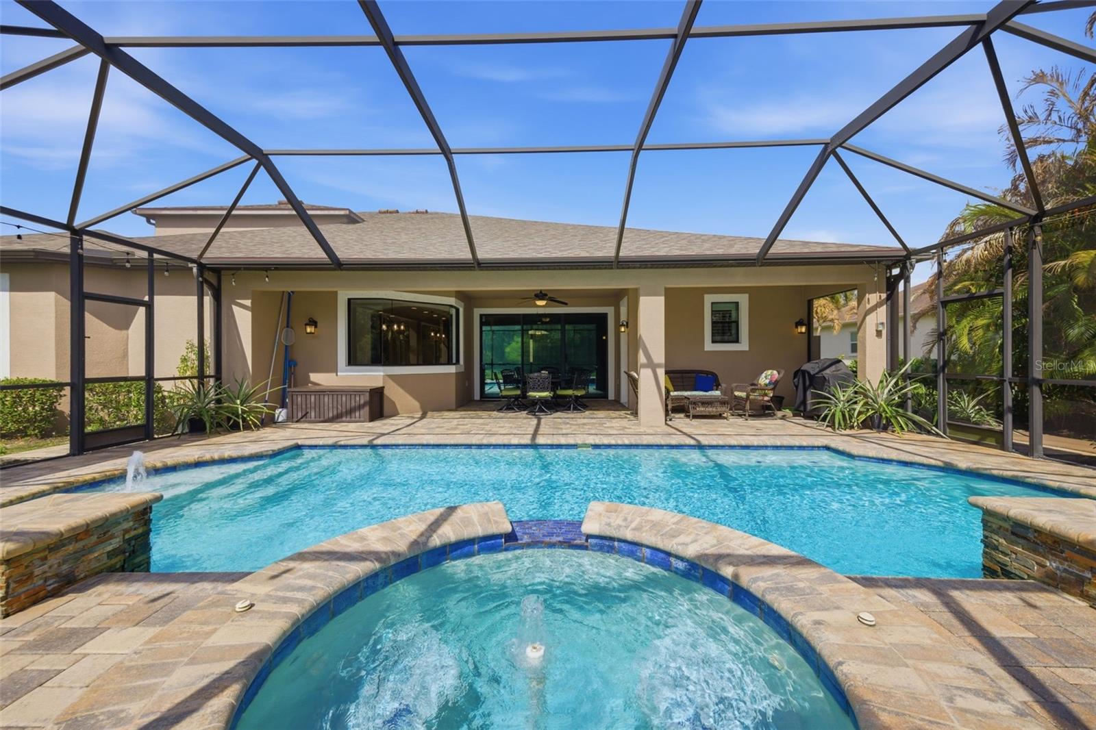 Image 57 of 91 For 15815 31st Street E