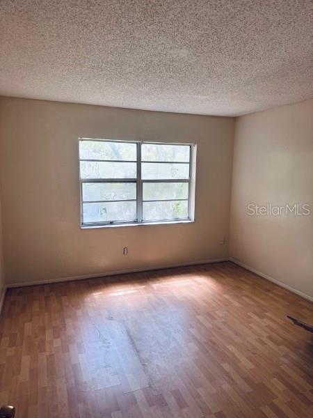 Image 2 of 13 For 7132 Waterside Drive 31