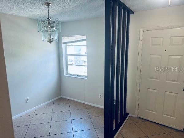 Image 4 of 13 For 7132 Waterside Drive 31